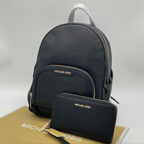Michael Kors Medium Jaycee Backpack & MF Phone Case Wallet Black/Goldd - Picture 2 of 11